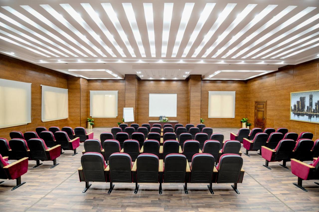 Tolip Gardens Hotel カイロ エクステリア 写真 The auditorium